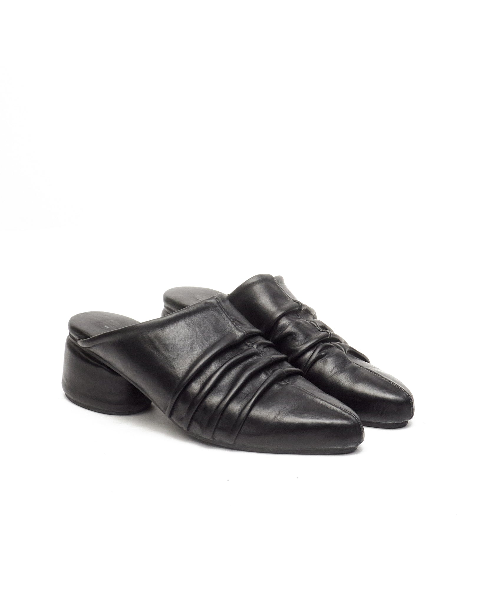 IAMISIGO POINTED LEATHER MULES