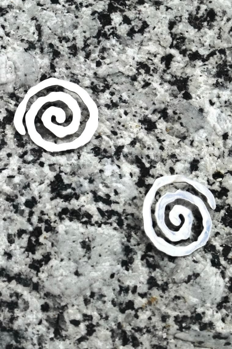 Nü Large Tana Loop Earrings