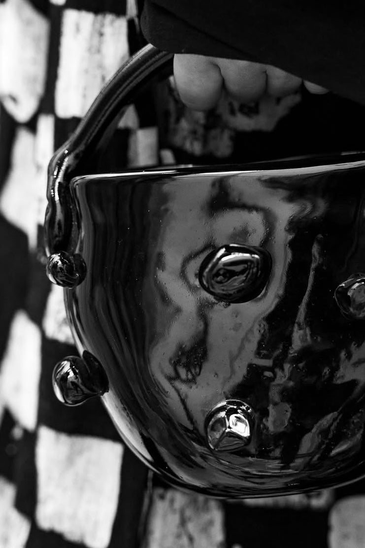 BLACK SMALL GLASS BAG